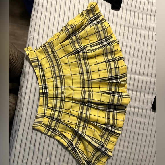 Skirt - Picture 2 of 2